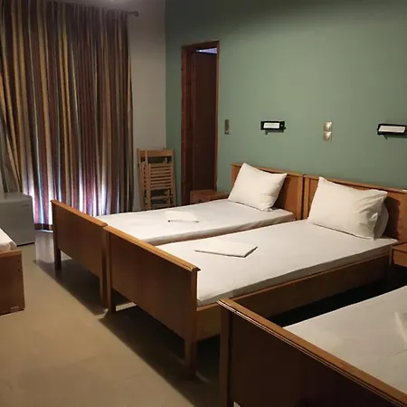 Artemis Hotel