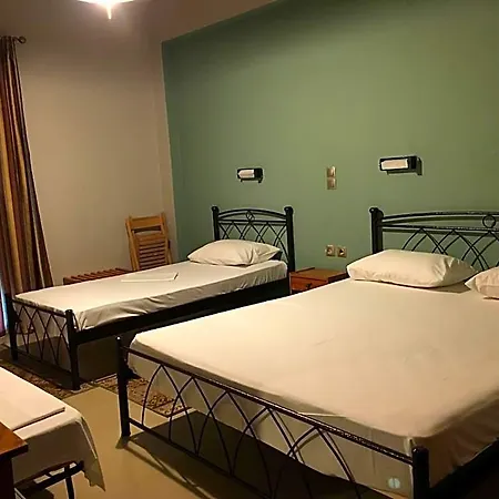 Artemis Hotel